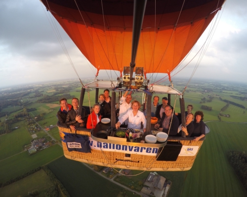 CuliAir ballon vaart vanaf Apeldoorn naar Vierakker